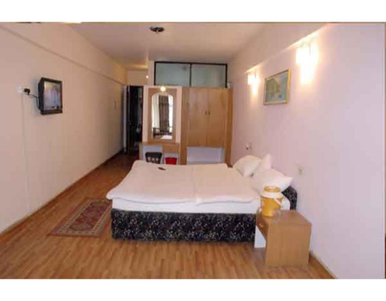 Anamika Hotel Nainital Dış mekan fotoğraf